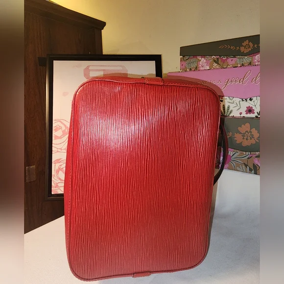 💥LOW START💥LOUIS VUITTON *DEAL* EPI Satchel w/COA #AR0935 - Picture 7 of 14